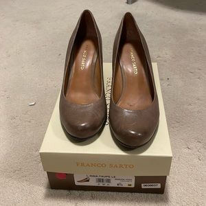 Franco Sarto Taupe Leather Wedge Pump Size 8.5